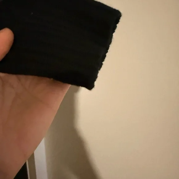 Clare V Black and Red Textured Sweater - Picture 6 of 7